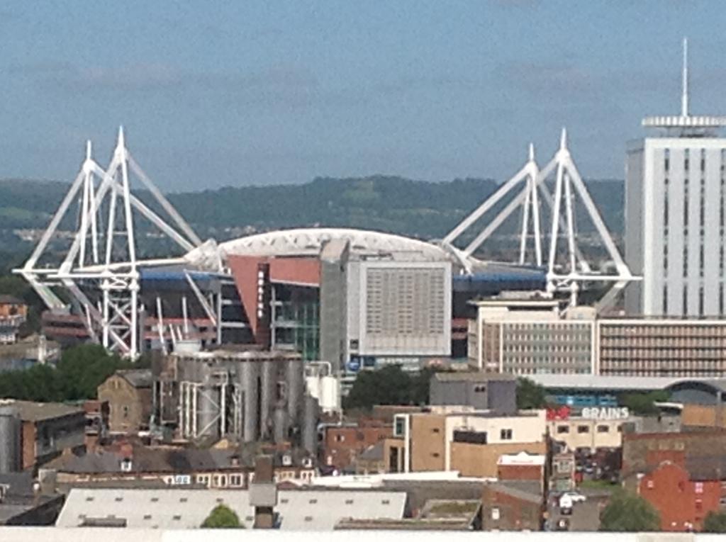 Riverbank Penthouse And Apartments Cardiff Szoba fotó